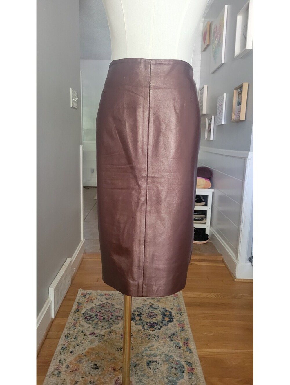 VTG Saks Fifth Avenue Womens 12 Leather Skirt Folio Metallic Champagne Gold - Picture 8 of 9